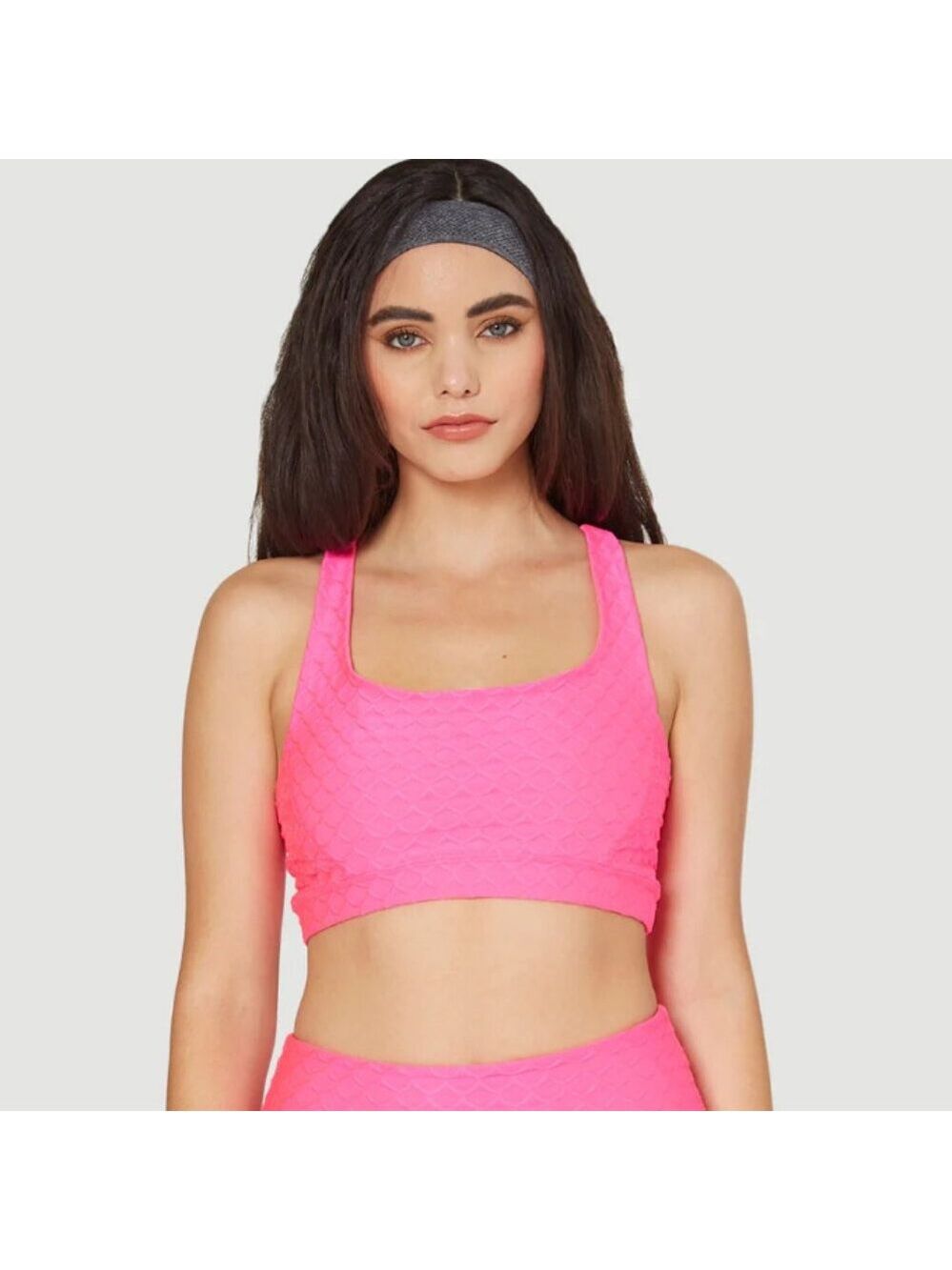 Trophy Yoga LA Scallop Strappy Bra NWT S XL